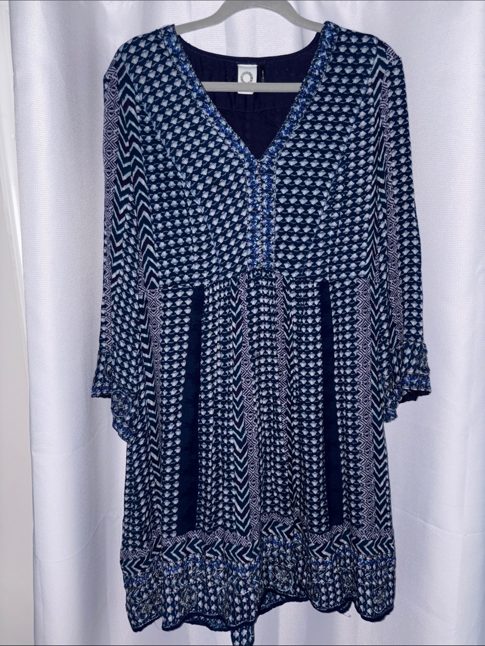 Akemi Kin Navy Patterned V-Neck Tunic Top Mini Dress
